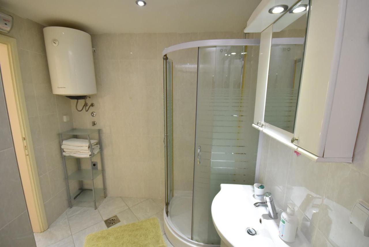 Igalo Garden Apartment Herceg Novi Buitenkant foto