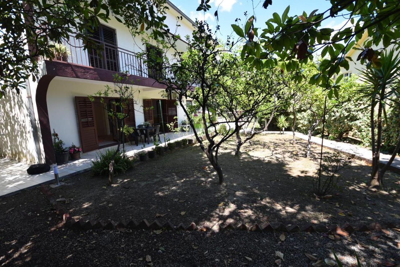 Igalo Garden Apartment Herceg Novi Buitenkant foto